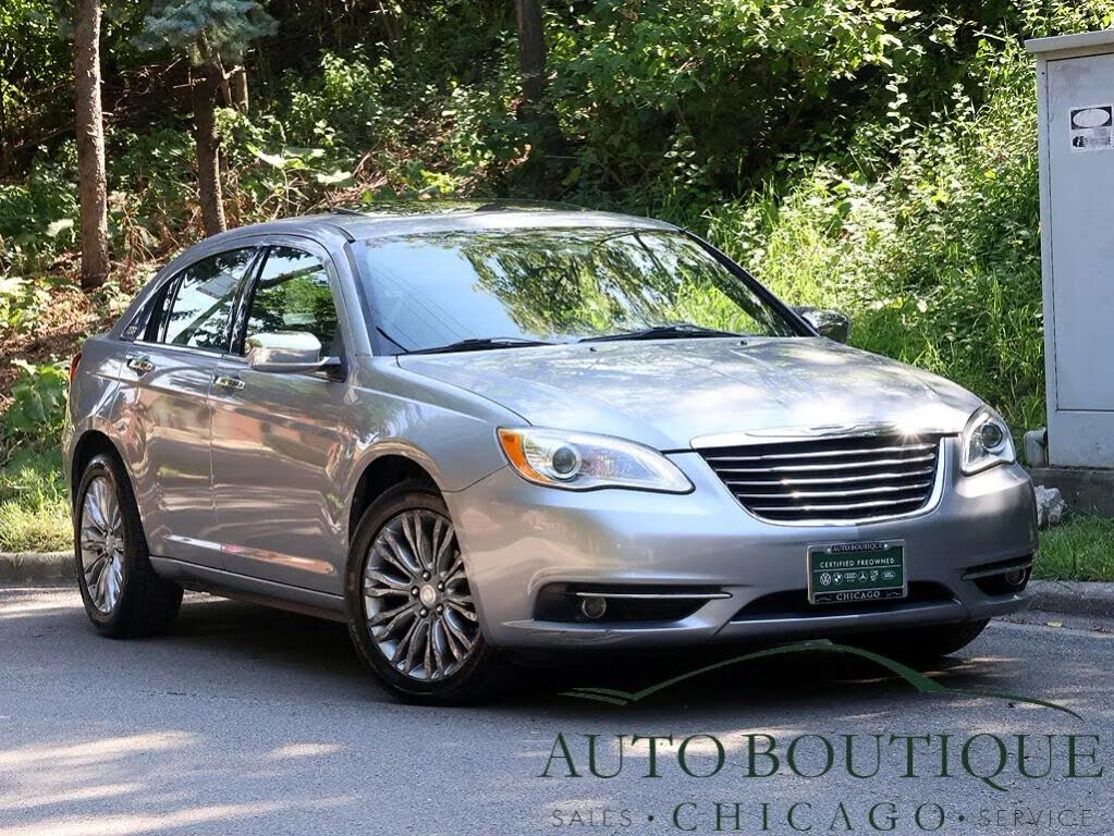 2013 Chrysler 200 Limited