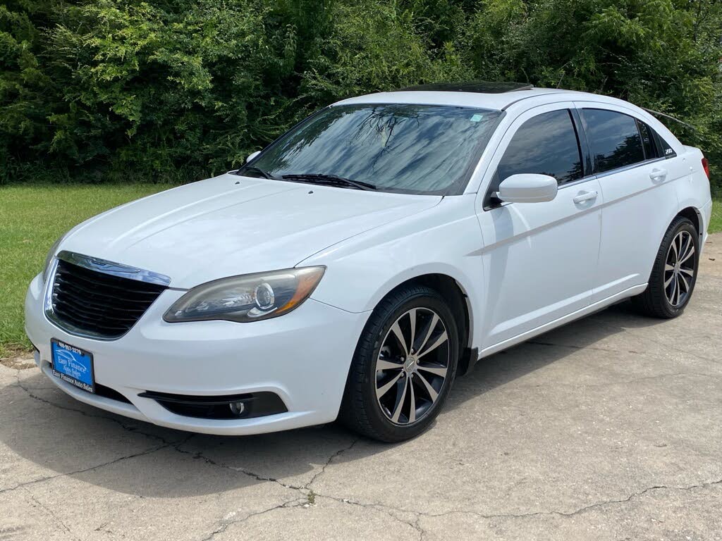 2012 Chrysler 200 S