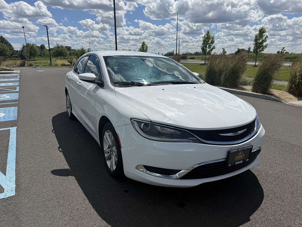 2015 Chrysler 200 Limited