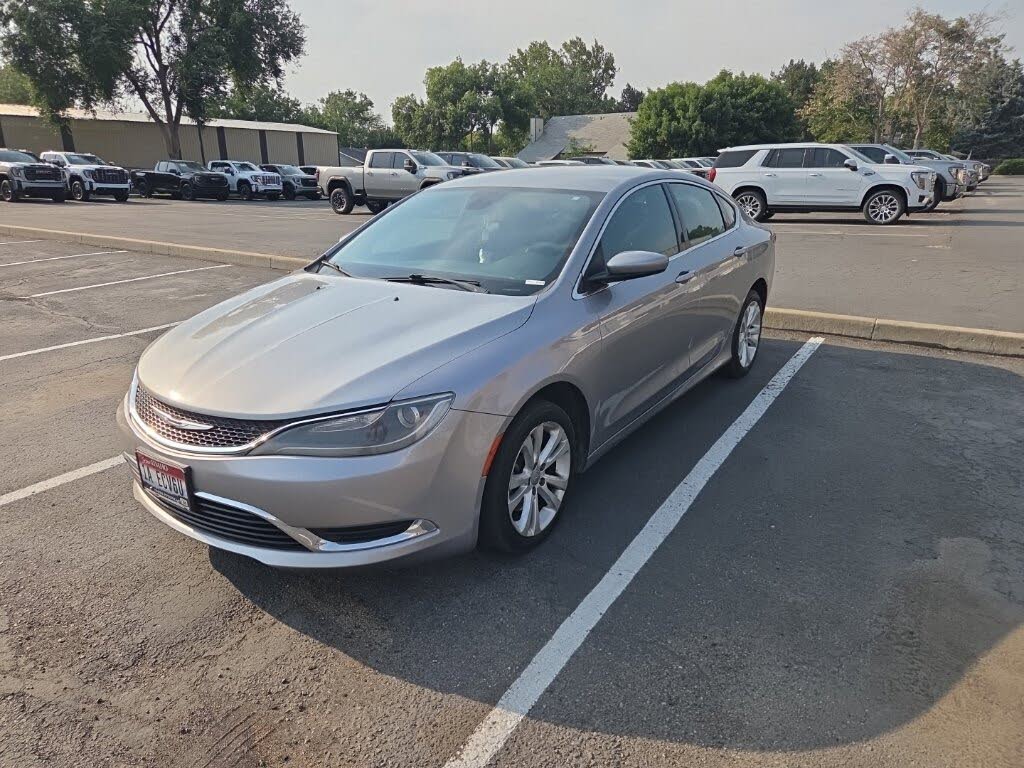 2015 Chrysler 200 Limited