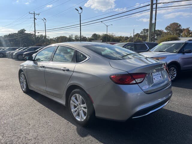 Vehicle Image 5 of 22 for 2015 Chrysler 200