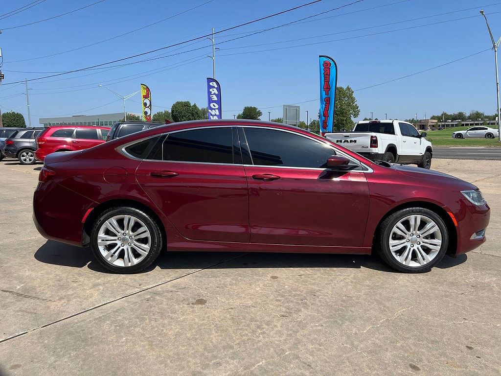 2016 Chrysler 200 Limited