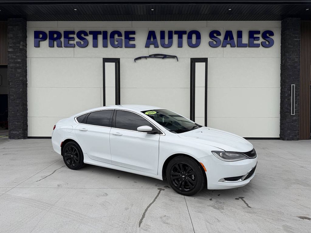 2016 Chrysler 200 Limited