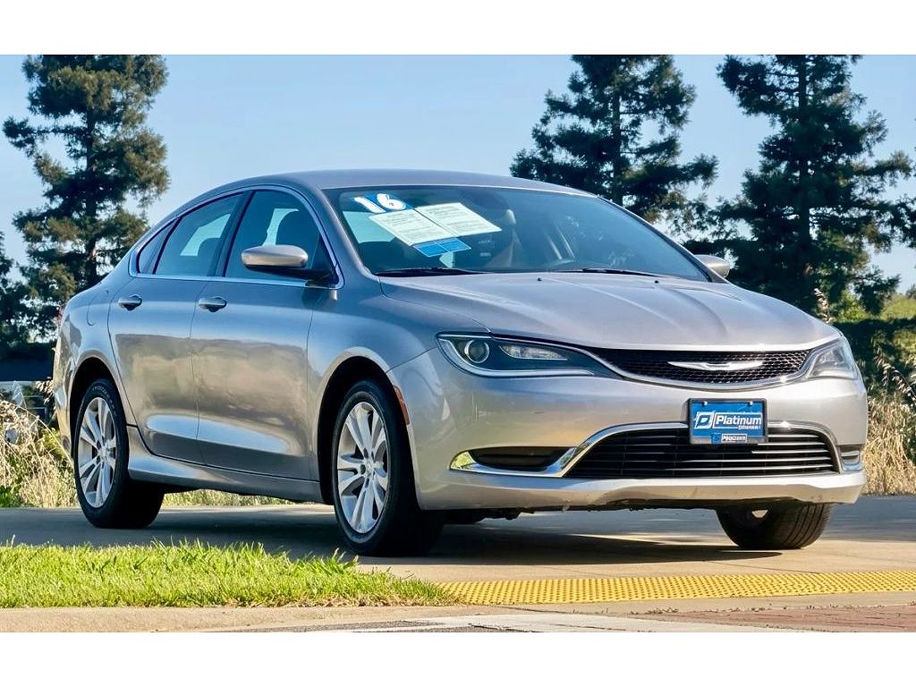 2016 Chrysler 200 Limited