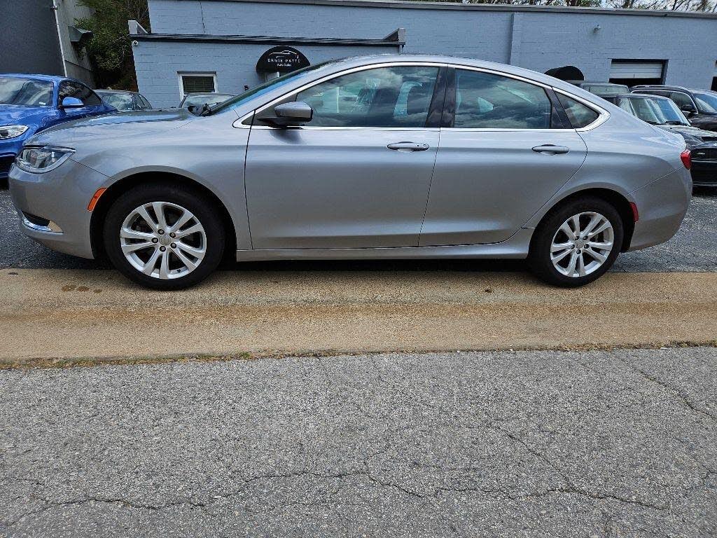2015 Chrysler 200 Limited