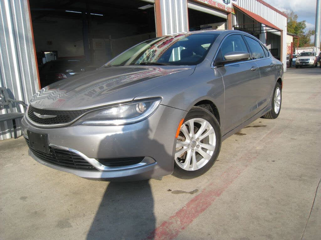 2015 Chrysler 200 Limited