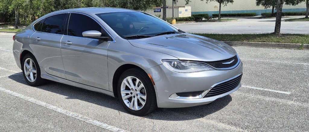 2015 Chrysler 200 Limited