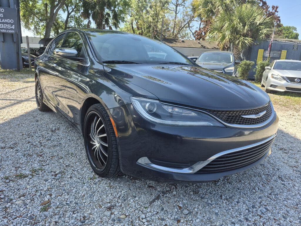 2017 Chrysler 200 Limited Platinum