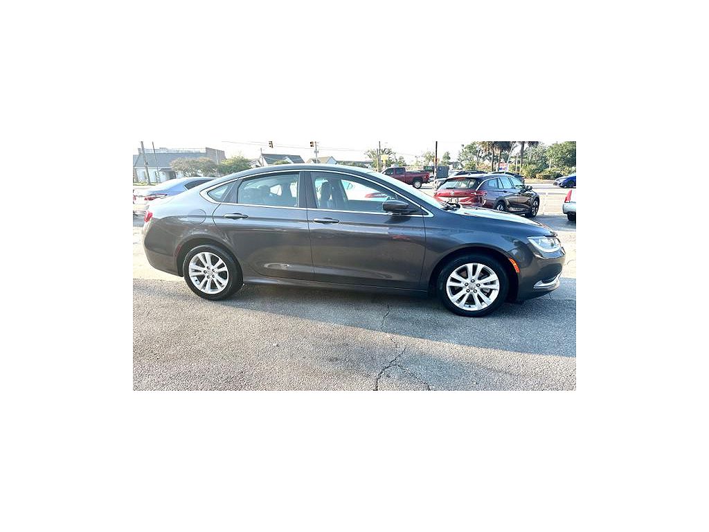 2017 Chrysler 200 Limited Platinum