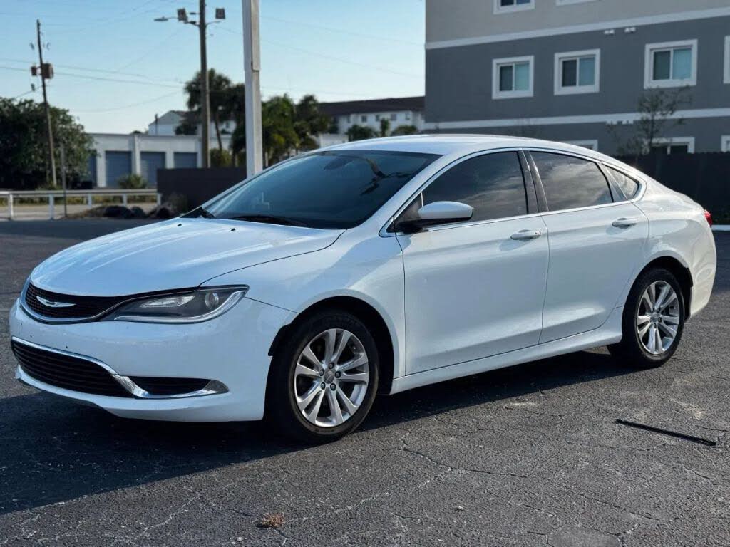 2015 Chrysler 200 Limited