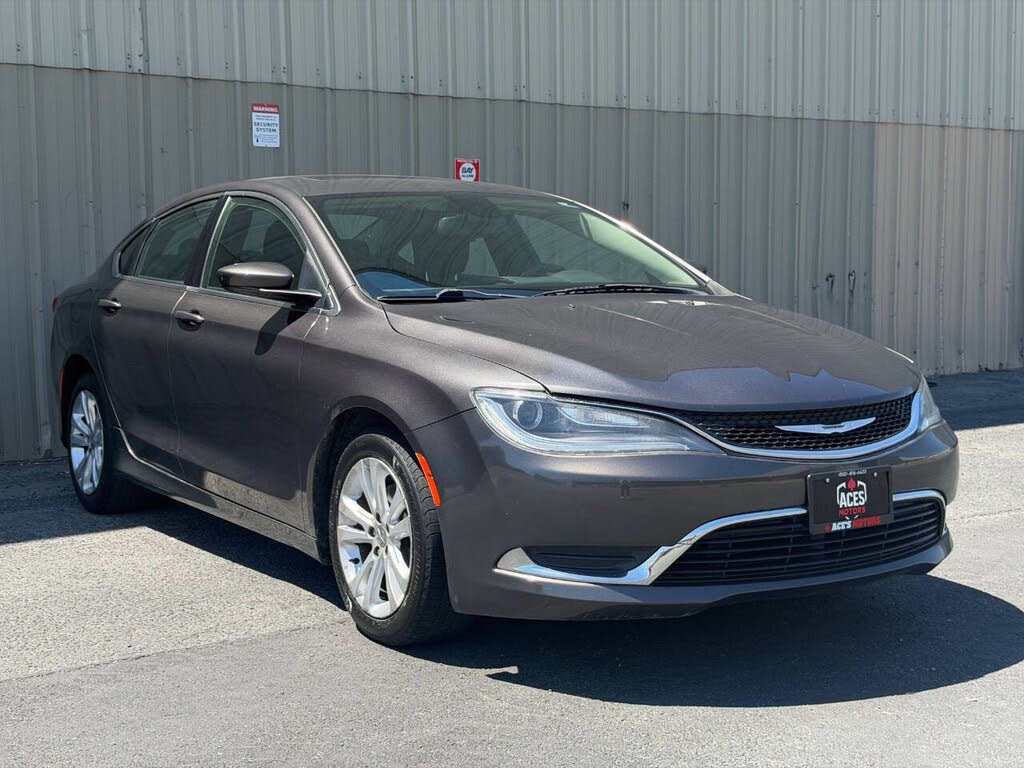 2015 Chrysler 200 Limited