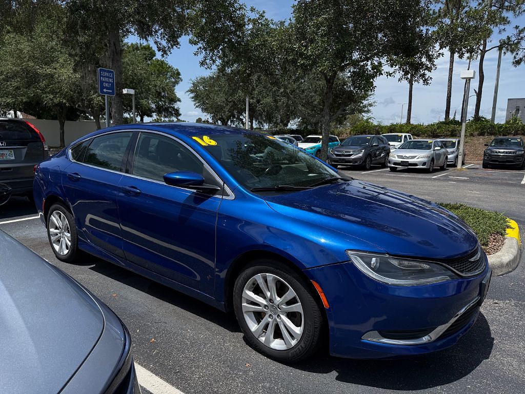 2016 Chrysler 200 Limited
