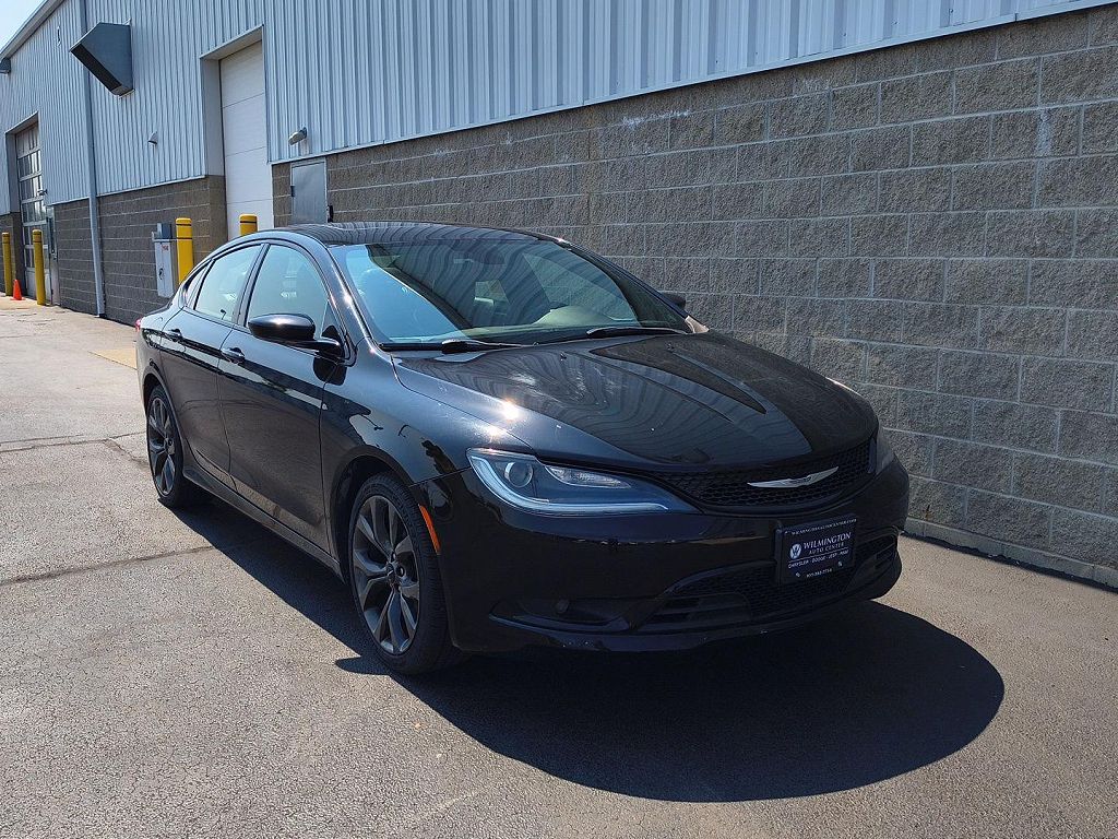 2016 Chrysler 200 S