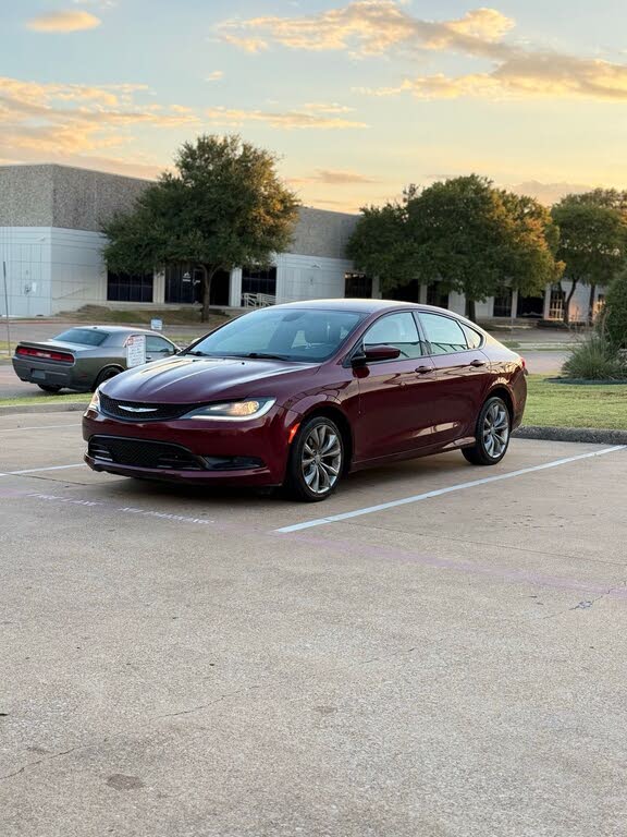 2015 Chrysler 200 S