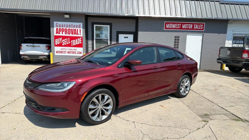 2015 Chrysler 200 S