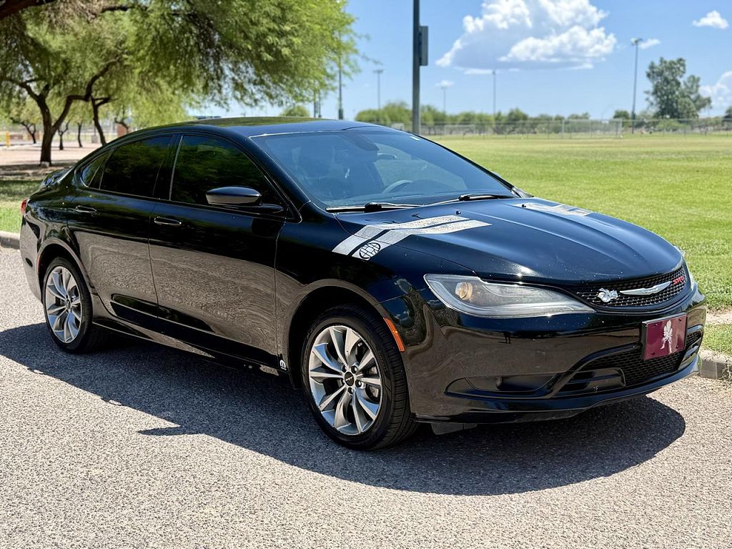 2015 Chrysler 200 S