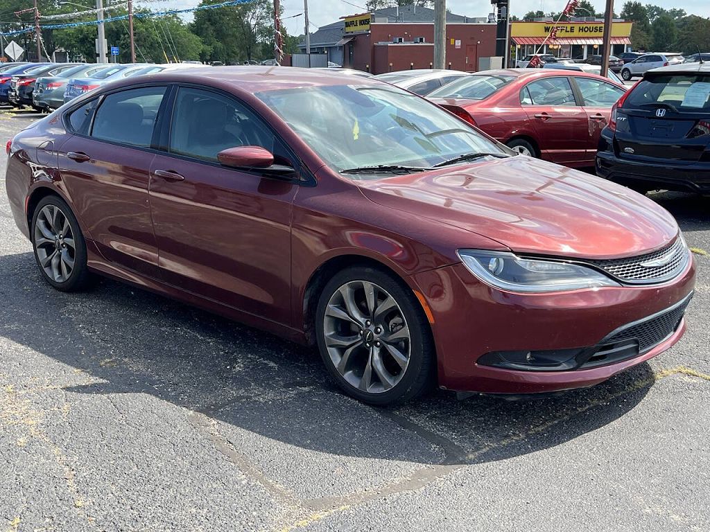 2015 Chrysler 200 S
