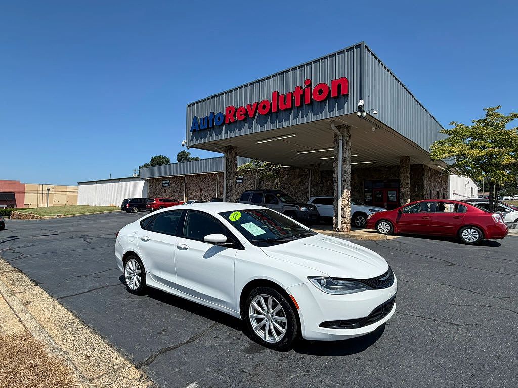 2016 Chrysler 200 S