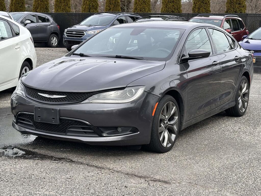 2015 Chrysler 200 S