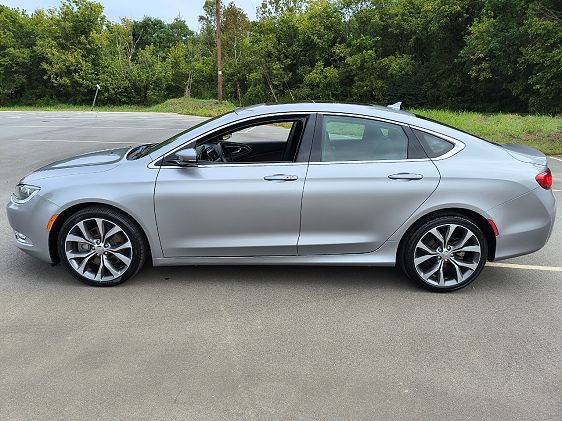 Vehicle Image 4 of 64 for 2016 Chrysler 200