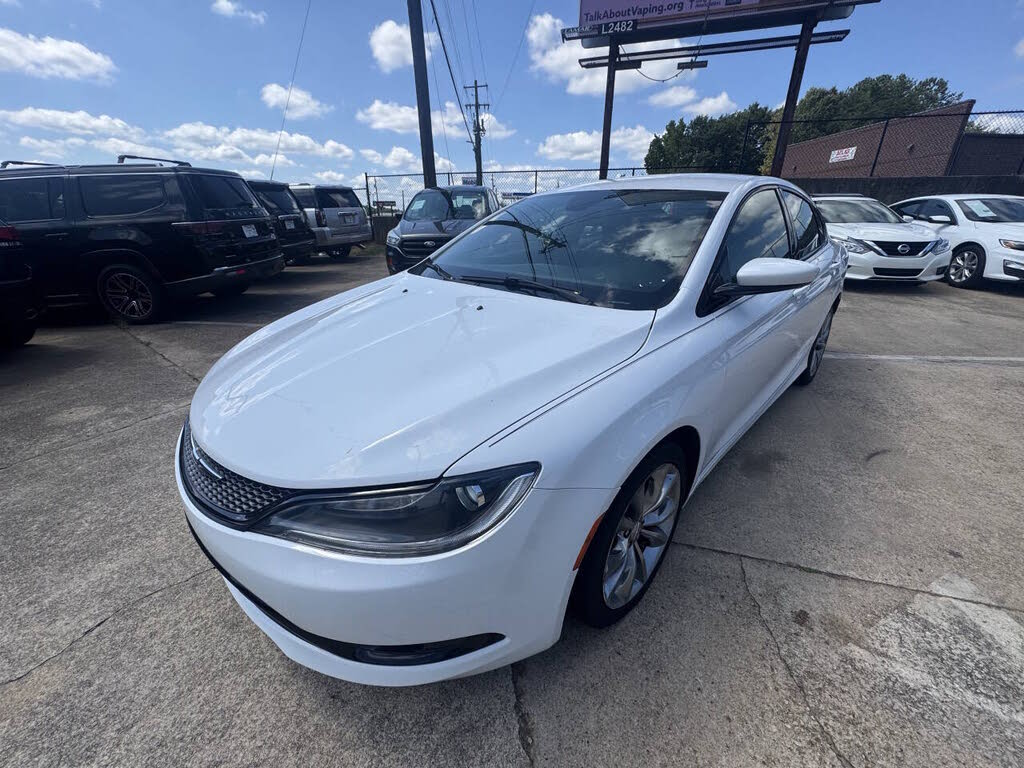 2015 Chrysler 200 S
