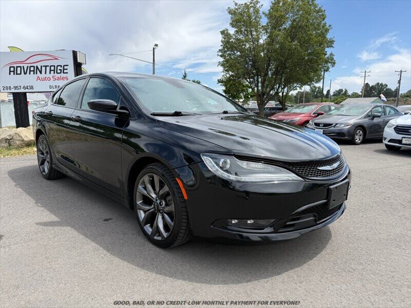 2016 Chrysler 200 S