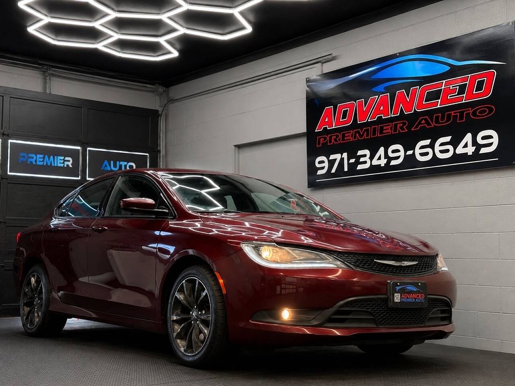 2016 Chrysler 200 S