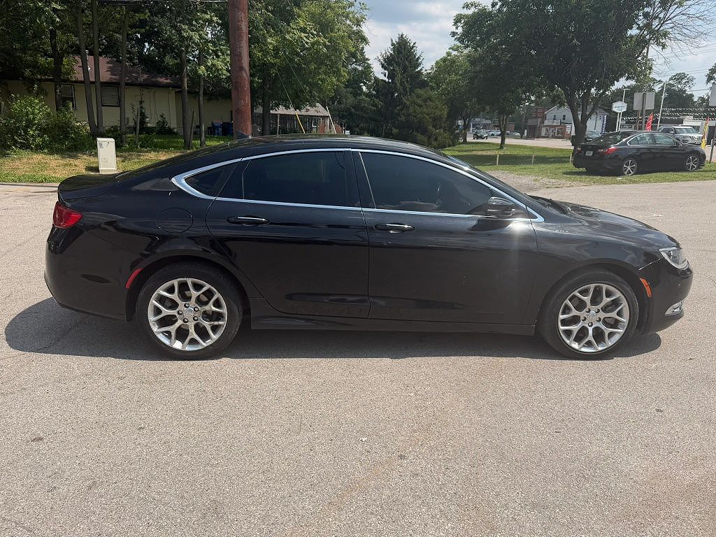 2016 Chrysler 200 C