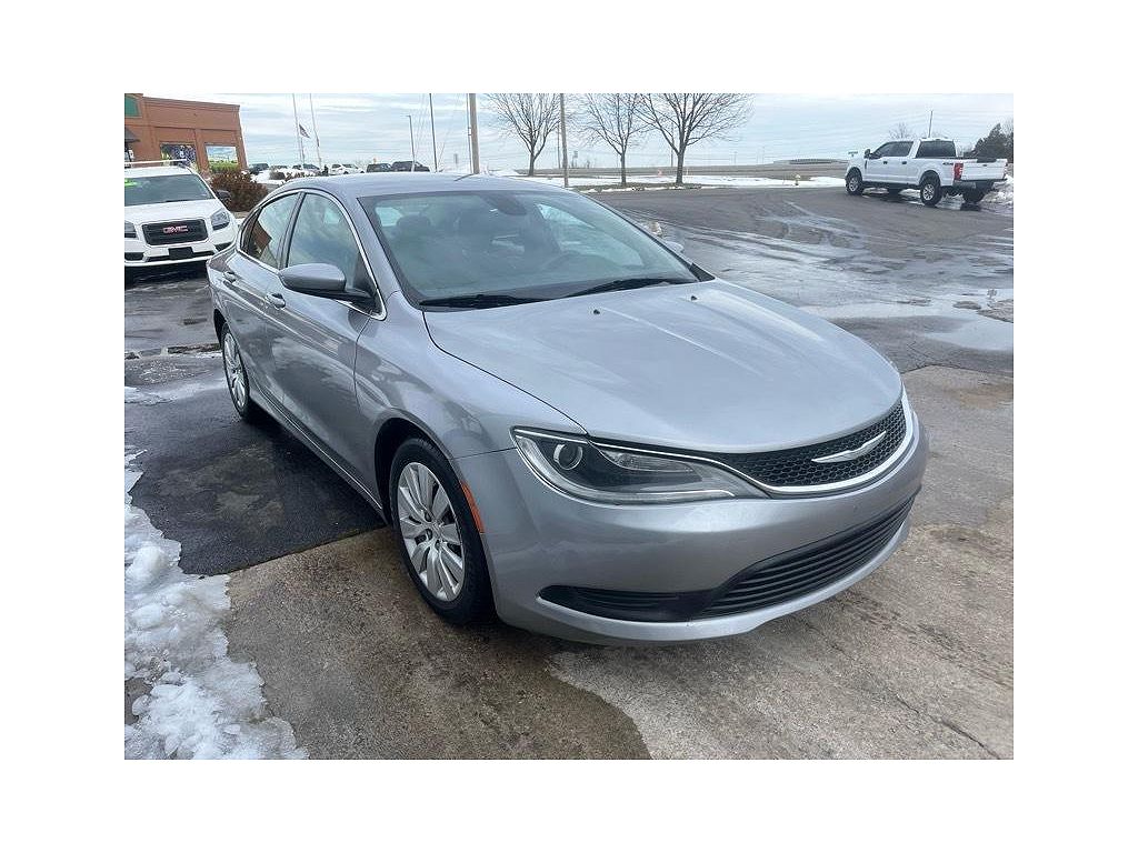 2016 Chrysler 200 Touring