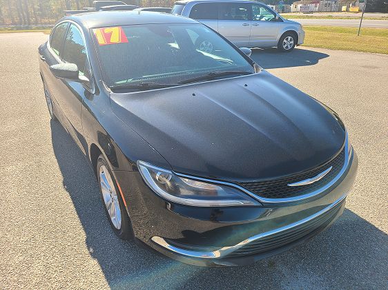 Vehicle Image 3 of 35 for 2017 Chrysler 200