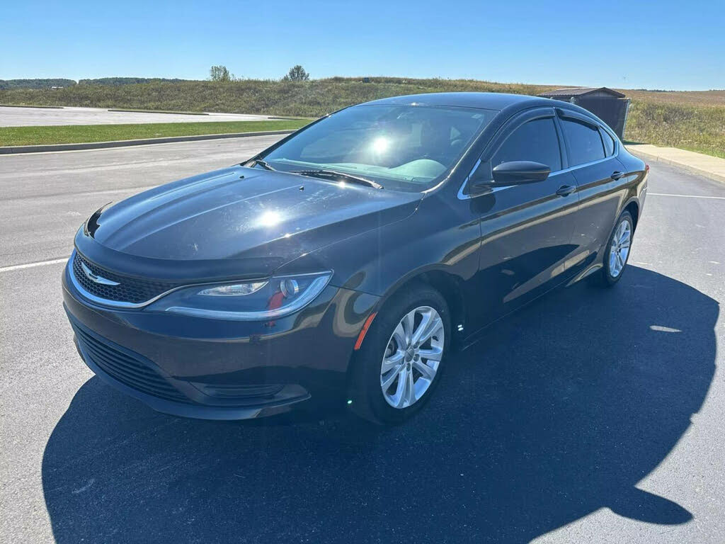 2016 Chrysler 200 - 29