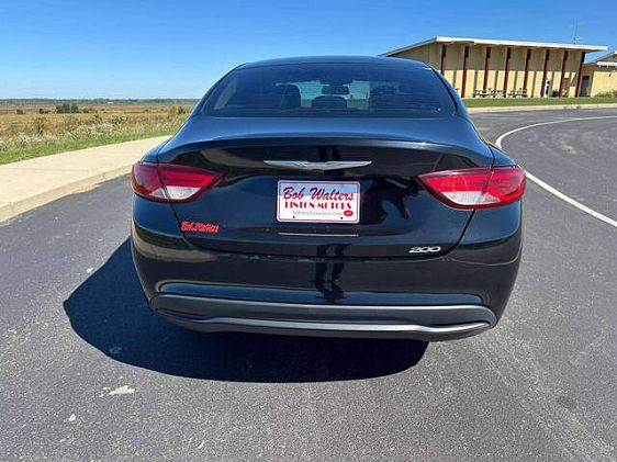 2016 Chrysler 200 - 4