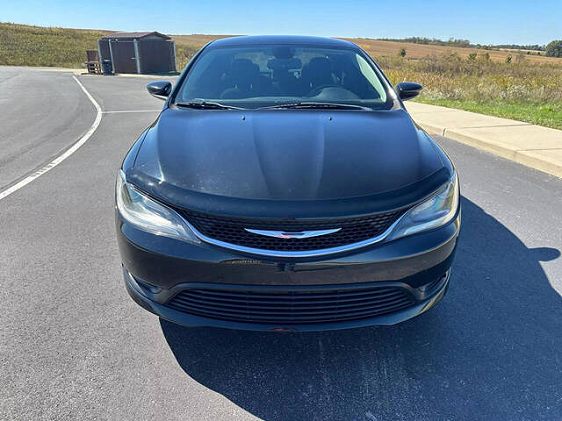 2016 Chrysler 200 - 8