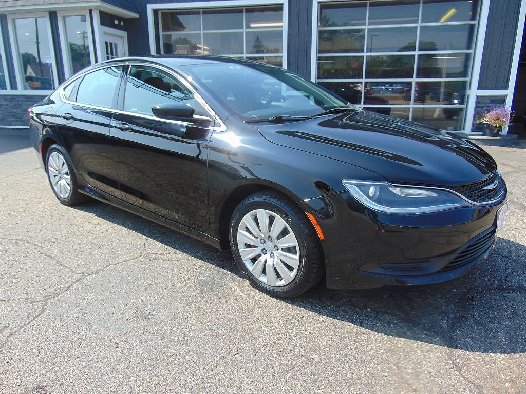 2016 Chrysler 200 Touring