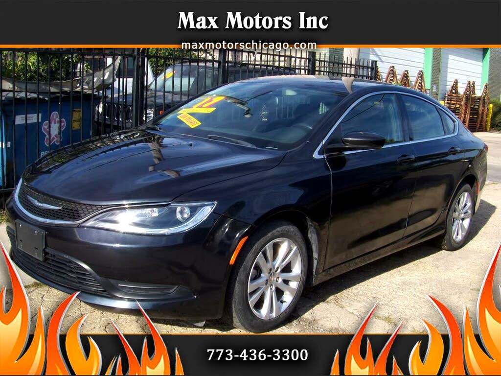 2017 Chrysler 200 - 30