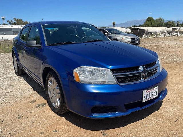2012 Dodge Avenger SE