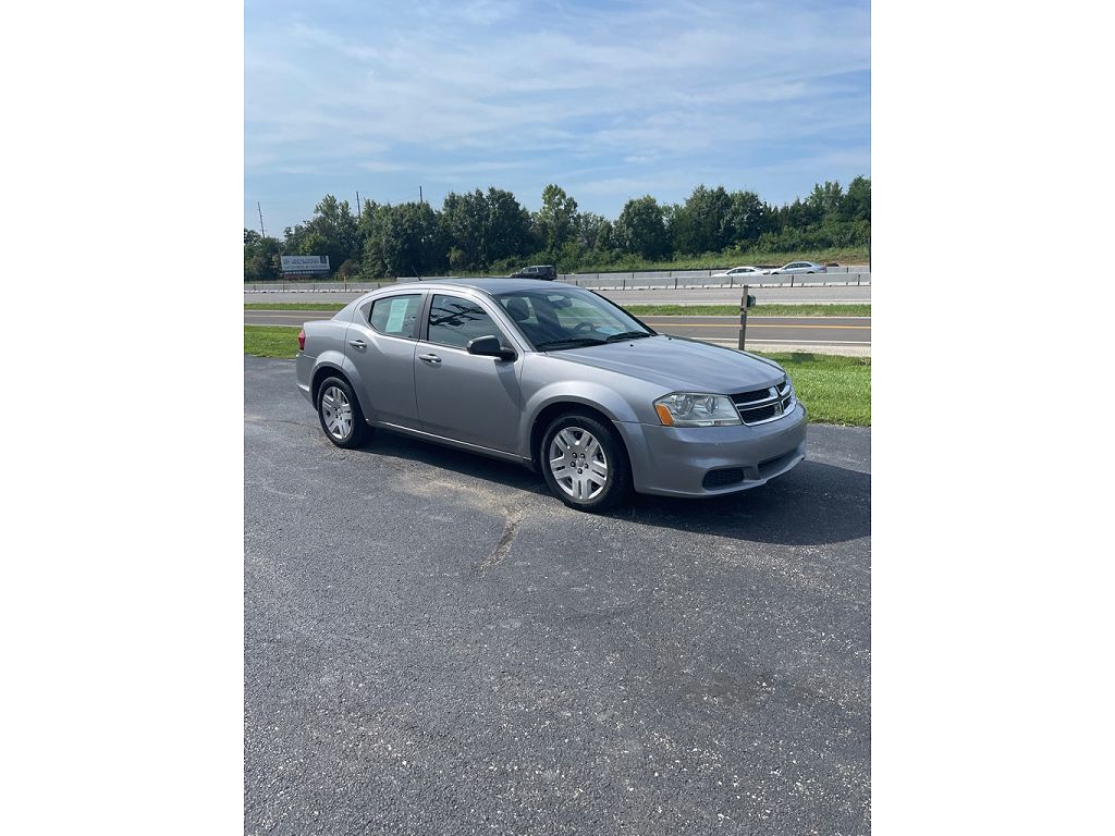 2013 Dodge Avenger SE