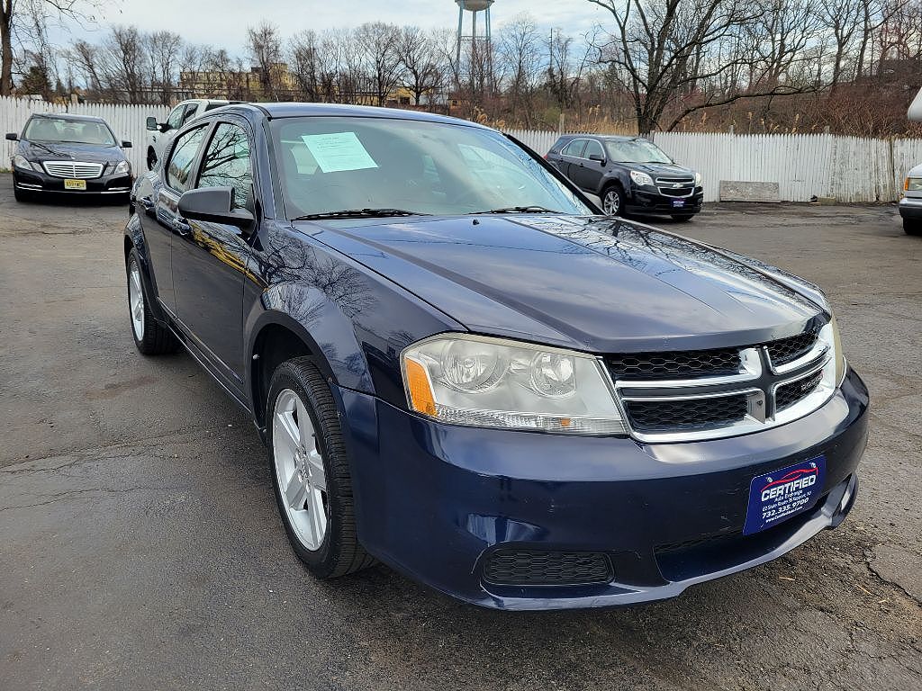 2013 Dodge Avenger SE