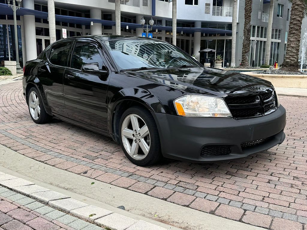 2012 Dodge Avenger SE