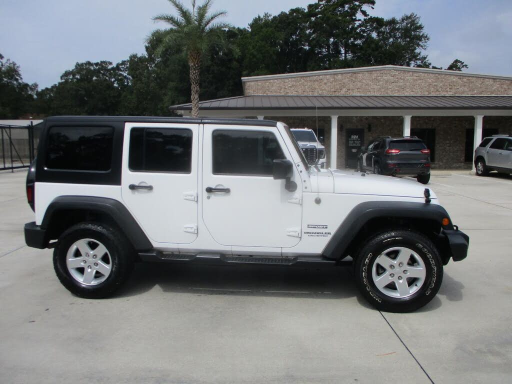 2015 Jeep Wrangler Unlimited Unlimited Willys Wheeler