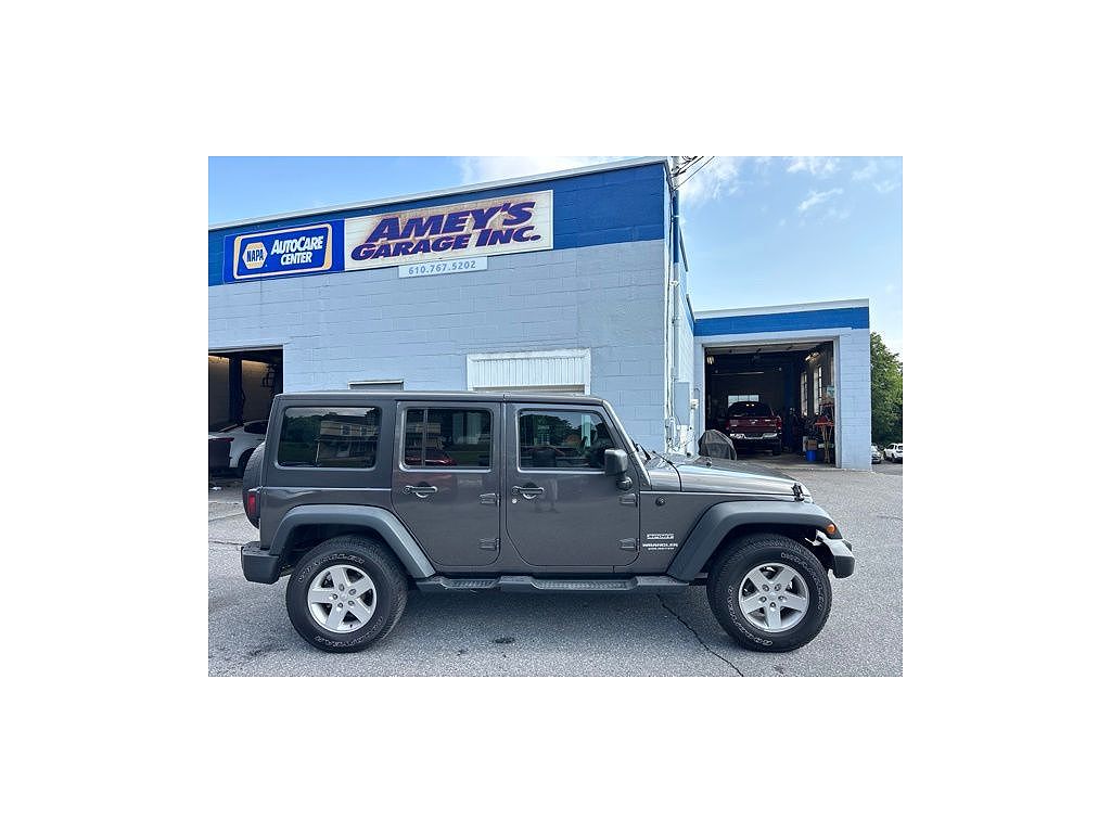 2017 Jeep Wrangler Unlimited Willys Wheeler