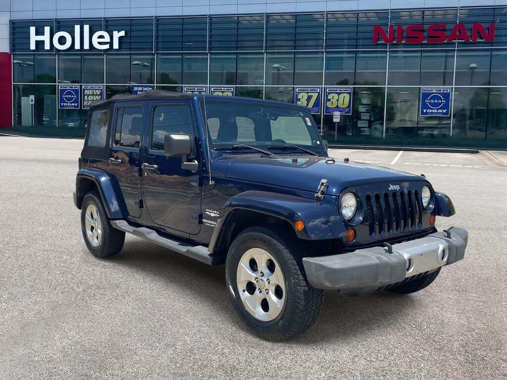 2013 Jeep Wrangler Unlimited Unlimited Sahara