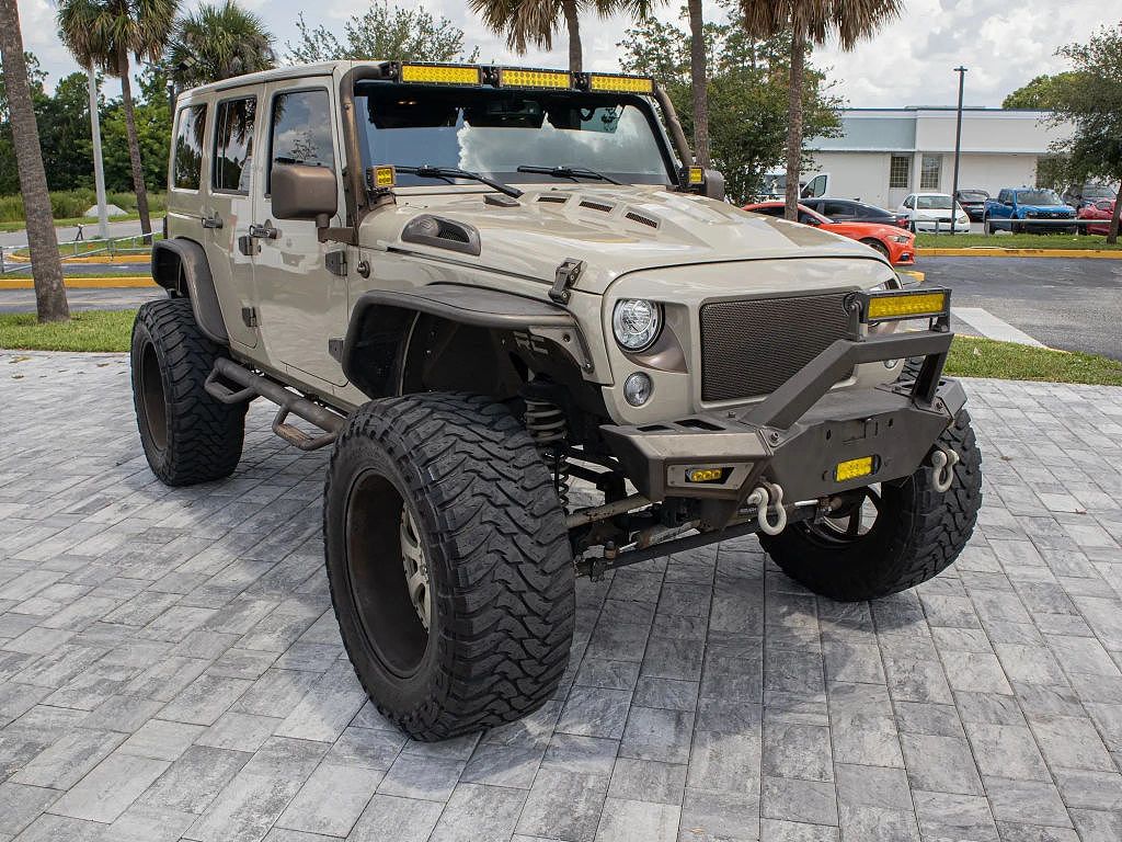2017 Jeep Wrangler Unlimited Sahara