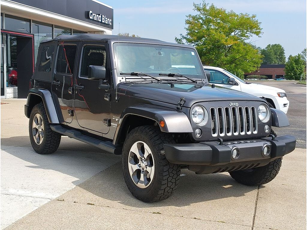 2016 Jeep Wrangler JK Unlimited Unlimited Sahara
