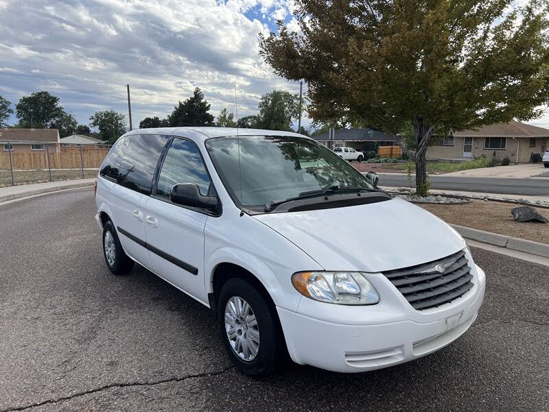 2005 Chrysler Town and Country