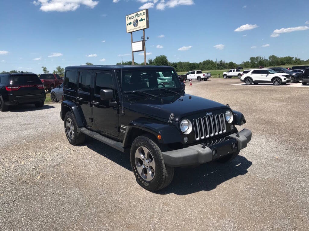 2016 Jeep Wrangler Unlimited Unlimited Sahara
