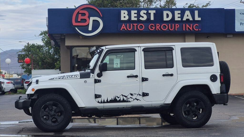 2017 Jeep Wrangler Unlimited Sahara Sport Utility 4D