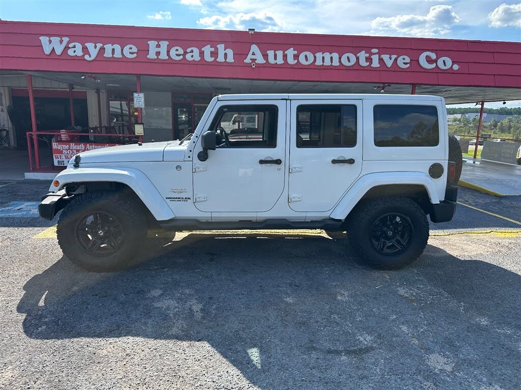2012 Jeep Wrangler Unlimited Unlimited Sahara