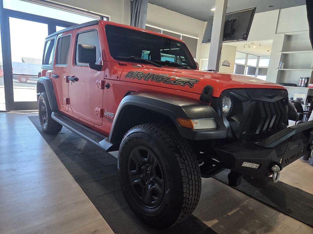 2020 Jeep Wrangler Unlimited Black and Tan