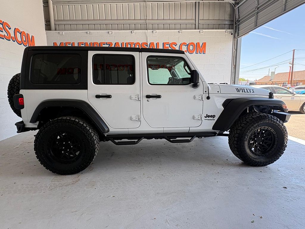 2022 Jeep Wrangler Unlimited Willys